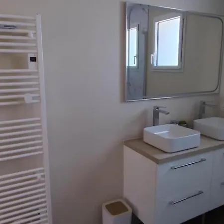 Holiday home Ile D'houat - Maison 5ch - 7 A 14 Pers. - Piscine & S La Turballe